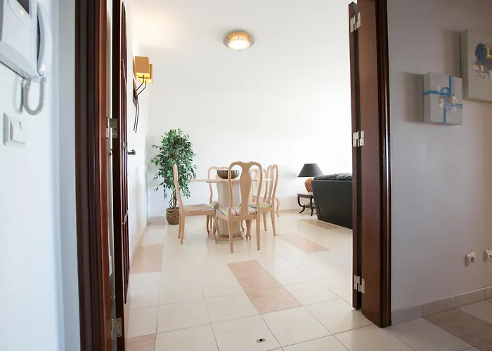 Casa Da Rocha By S&a