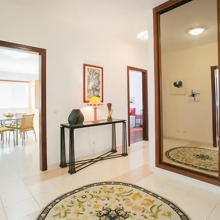 Casa Da Rocha By S&a * 波尔蒂芒